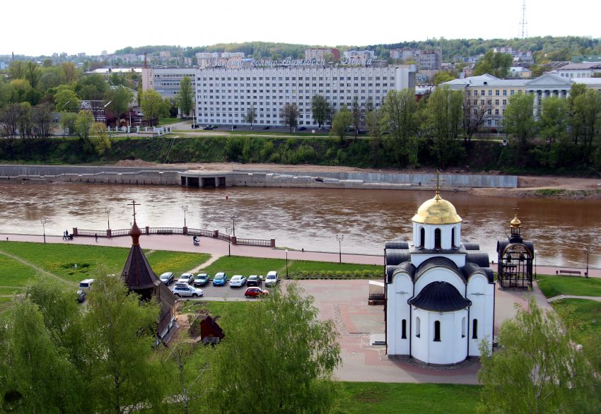 Витебск. Церковь Благовещения Пресвятой Богородицы. общий вид в ландшафте