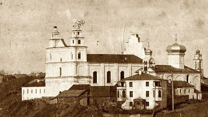 Церковь Благовещения Пресвятой Богородицы, Витебск (Витебск, город, Беларусь, Витебская область). архивная фотография, Троицкий костёл и Благовещенская церковь. Фото кон. XIX века. Источник: http://www.radzima.org/images/pamatniki/7415/vicebsk-kascel-7415-1425973706_b4.jpg