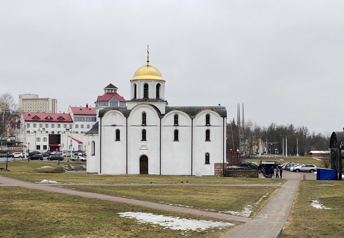 Церковь Благовещения Пресвятой Богородицы, Витебск (Витебск, город, Беларусь, Витебская область). общий вид в ландшафте, Вид с рампы моста