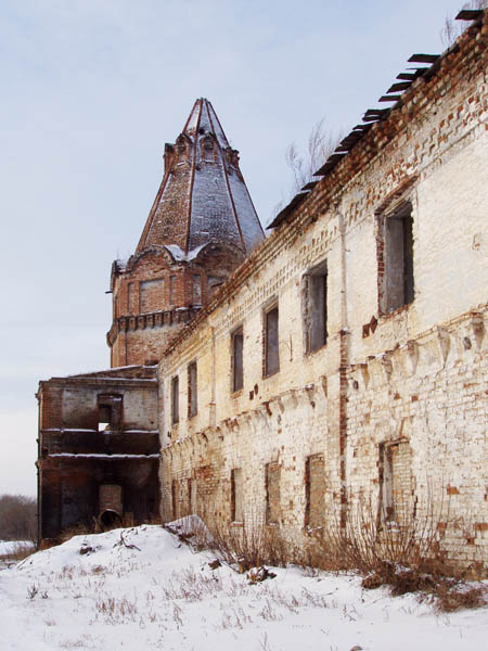 Далматовский Успенский мужской монастырь, Далматово (Далматовский район, Курганская область). дополнительная информация, Юго-западная башня