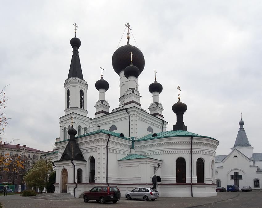 Кафедральный собор Трёх Святителей, Могилёв (Могилёв, город, Беларусь, Могилёвская область). фасады, Вид с юго-востока