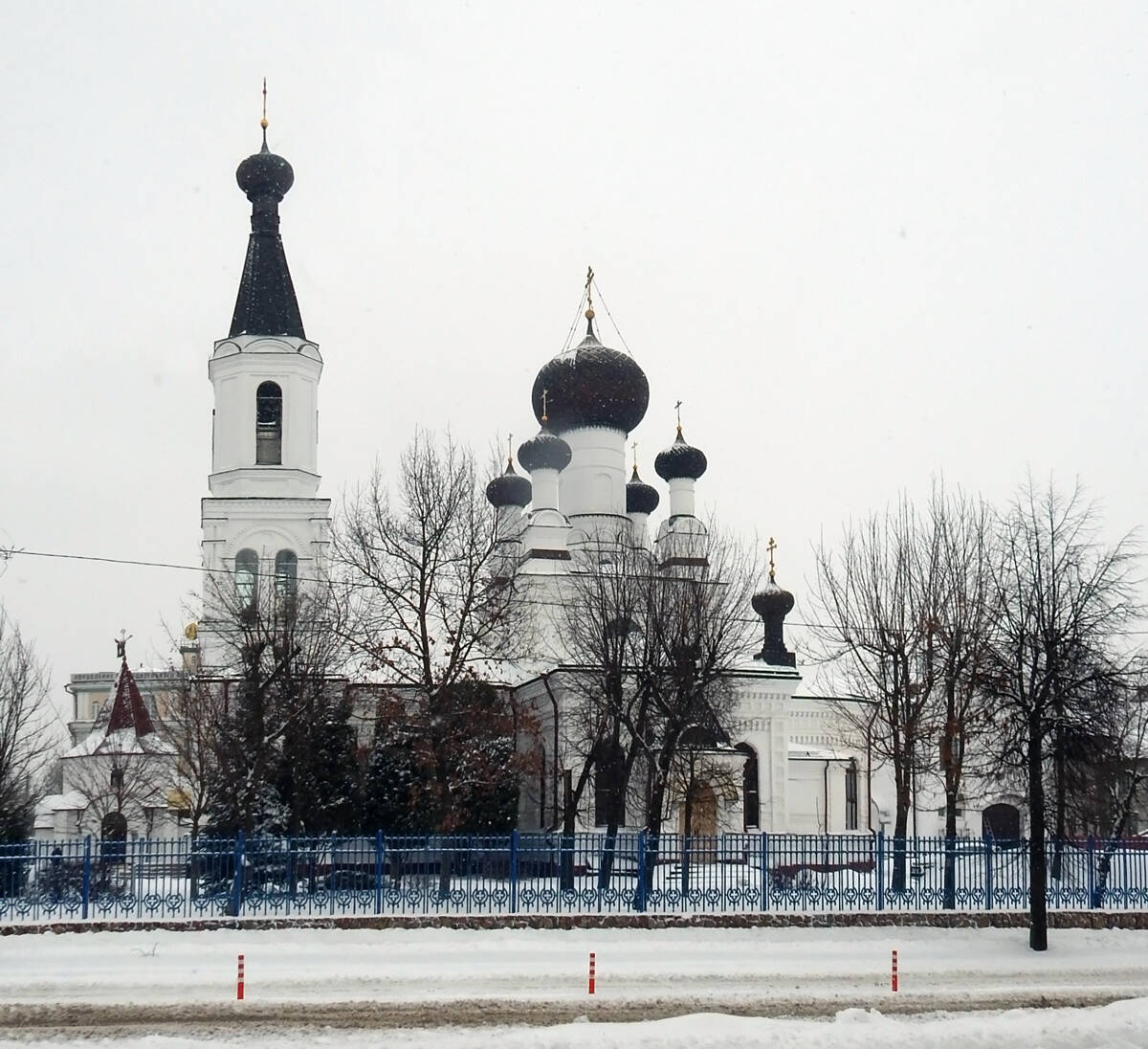 Кафедральный собор Трёх Святителей, Могилёв (Могилёв, город, Беларусь, Могилёвская область). фасады