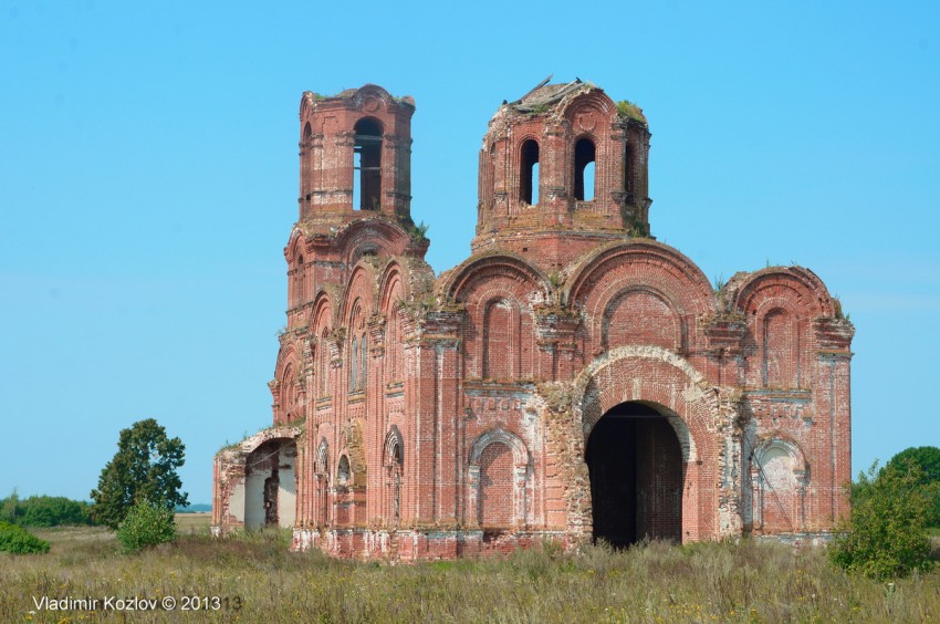 Церковь Михаила Архангела, Салмановка, урочище (Вадинский район, Пензенская область). общий вид в ландшафте