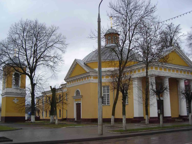 Лида. Кафедральный собор Михаила Архангела. фасады, Фото Марии Шевелёвой