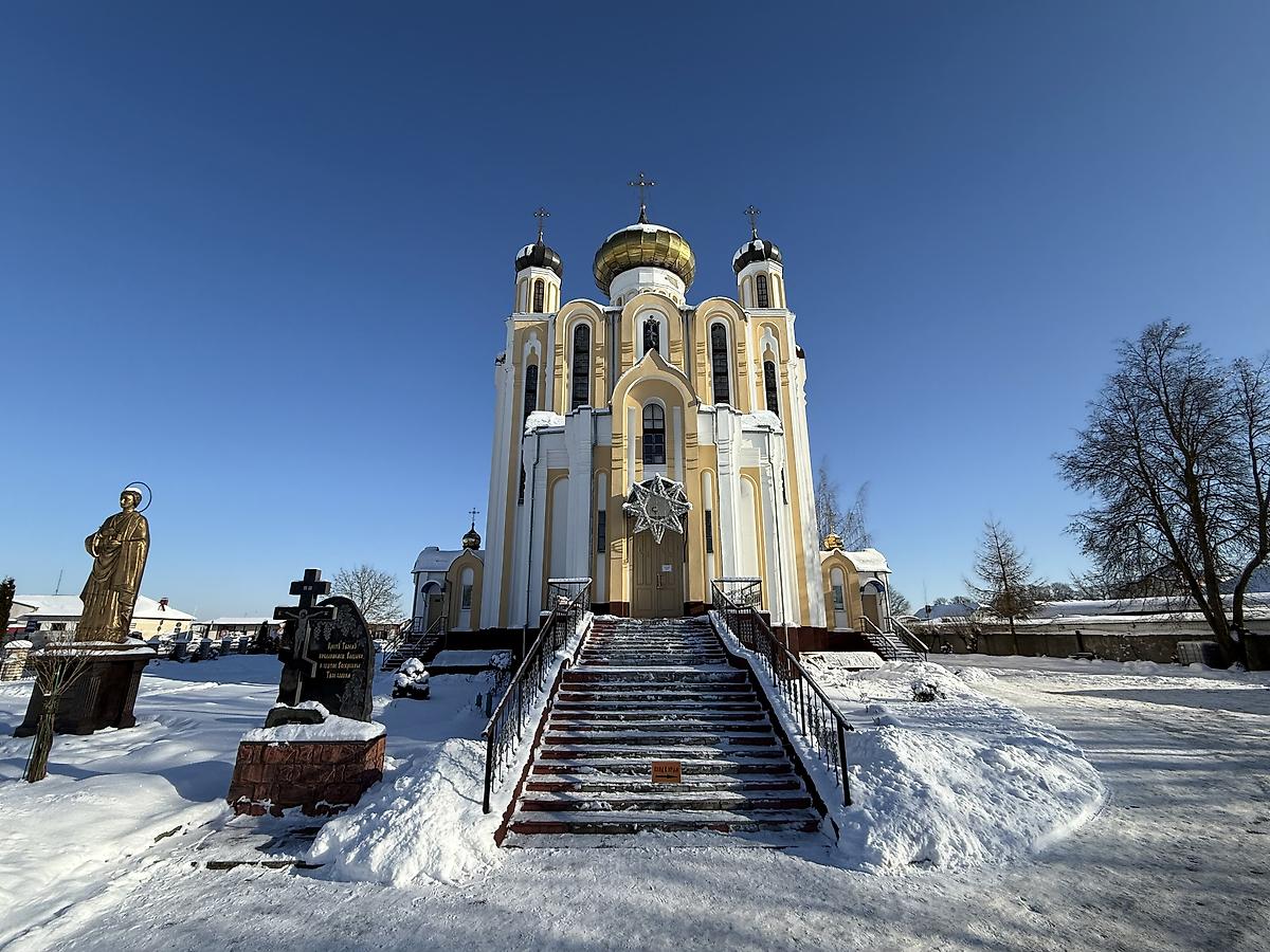 Вид с запада, фасады. Церковь Всех Святых, Лида (Лидский район, Беларусь, Гродненская область)