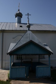 Вадинск. Тихвинский Керенский (мужской) монастырь. Неизвестная надкладезная часовня