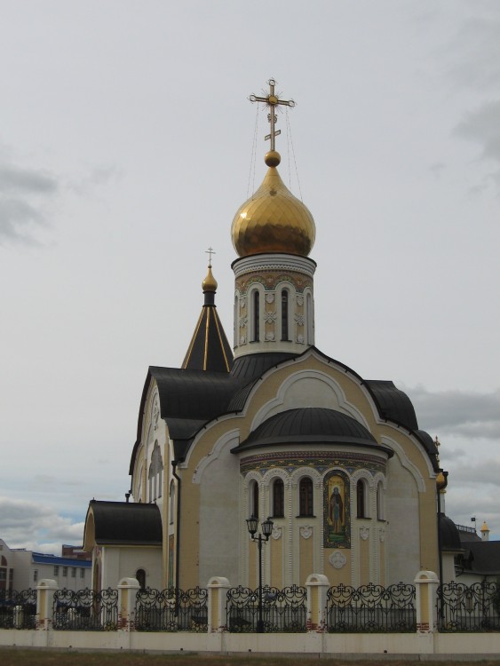 Кафедральный собор Сергия Радонежского, Югорск (Югорск, город, Ханты-Мансийский автономный округ). фасады