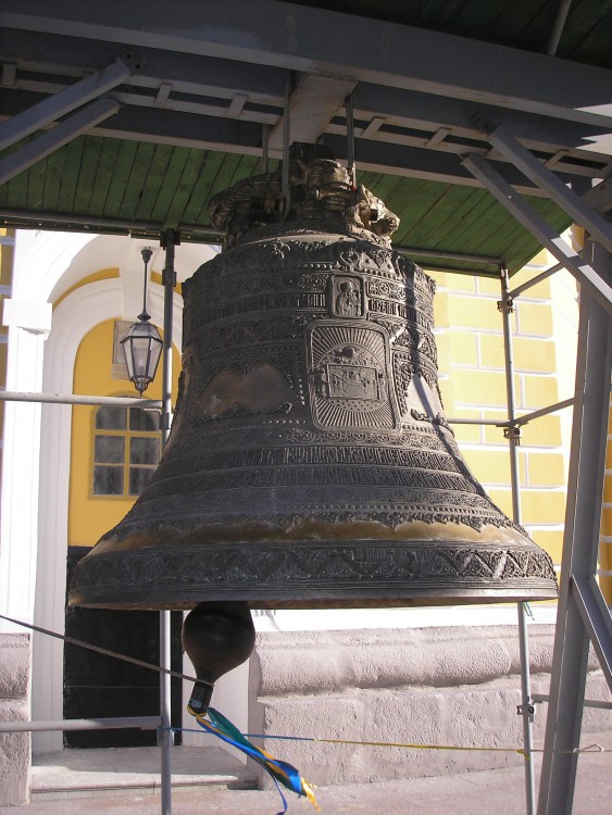 Успенская Киево-Печерская лавра. Собор Успения Пресвятой Богородицы, Печерск (Печерский район, Украина, г. Киев). дополнительная информация, Новый семитонный Колокол Всех Святых