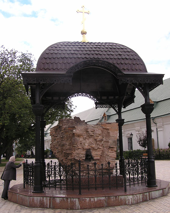Успенская Киево-Печерская лавра. Собор Успения Пресвятой Богородицы, Печерск (Печерский район, Украина, г. Киев). дополнительная информация