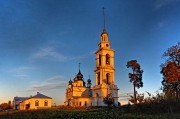 Тимирязево. Николо-Тихонов Лухский монастырь. Церковь Воздвижения Креста Господня с трапезной церковью Смоленской иконы Божией Матери