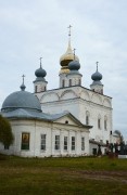 Тимирязево. Николо-Тихонов Лухский монастырь. Церковь Воздвижения Креста Господня с трапезной церковью Смоленской иконы Божией Матери