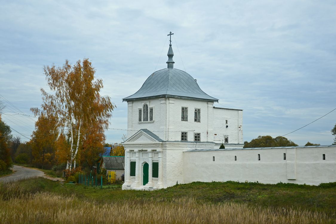 Николо-Тихонов Лухский монастырь. Церковь Царственных страстотерпцев в игуменских покоях, Тимирязево (Лухский район, Ивановская область). художественные фотографии