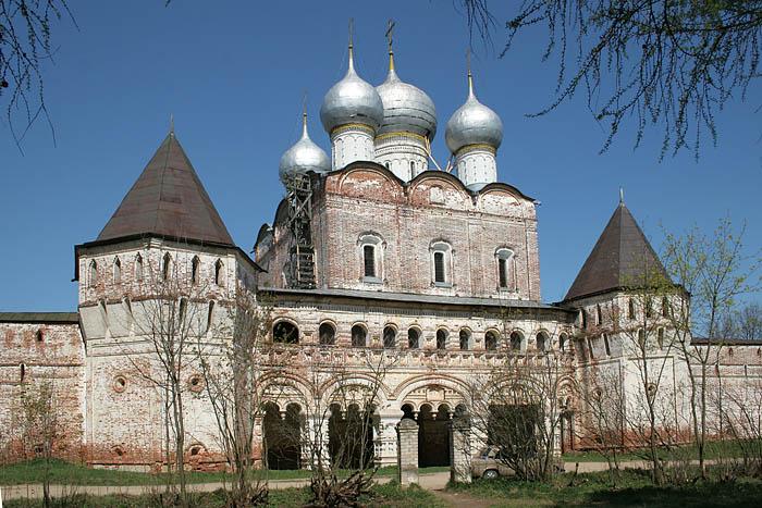 Борисоглебский. Борисоглебский монастырь. Церковь Сергия Радонежского. фасады