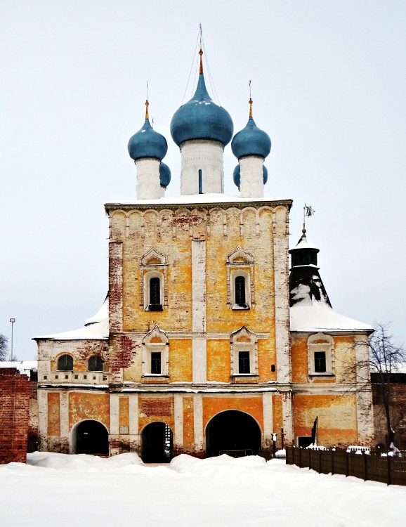 Борисоглебский. Борисоглебский монастырь. Церковь Сретения Господня. фасады