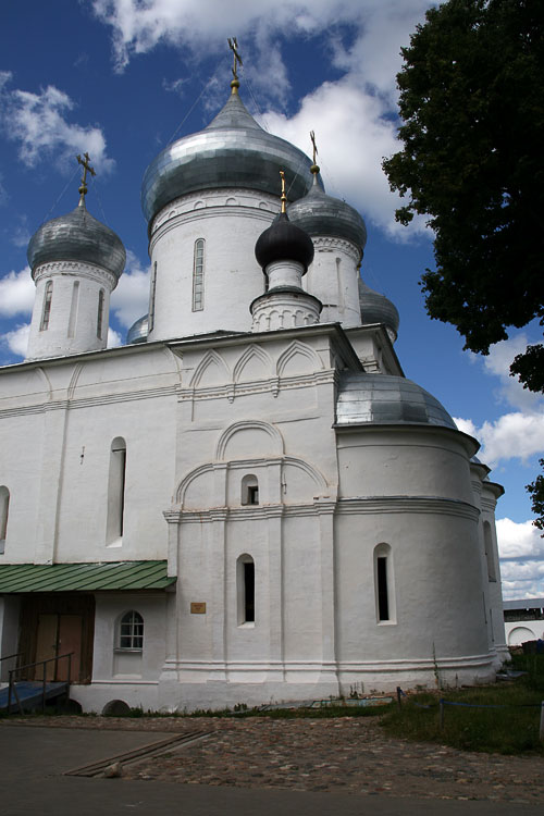 Переславль-Залесский. Никитский монастырь. Собор Никиты мученика. фасады