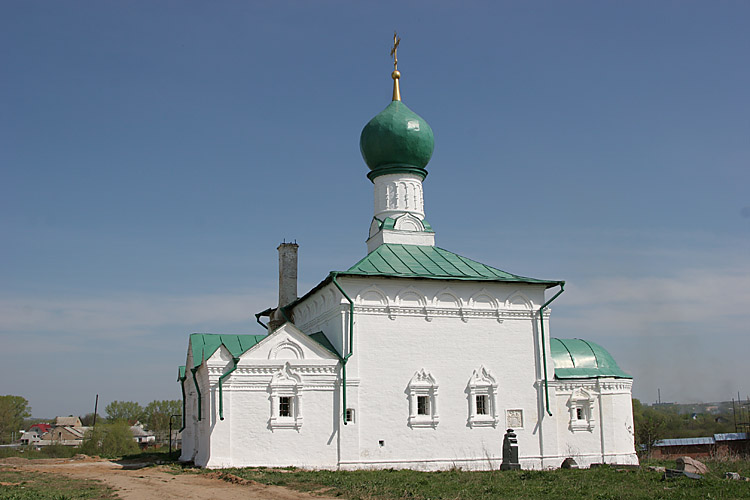 Переславль-Залесский. Троицкий Данилов монастырь. Церковь Всех Святых. фасады