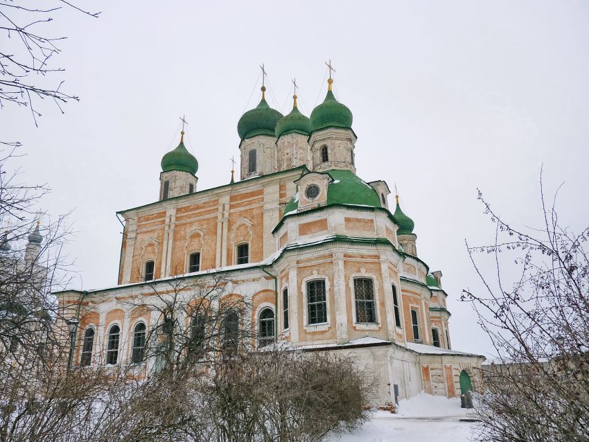 Переславль-Залесский. Горицкий Успенский монастырь. Собор Успения Пресвятой Богородицы. фасады