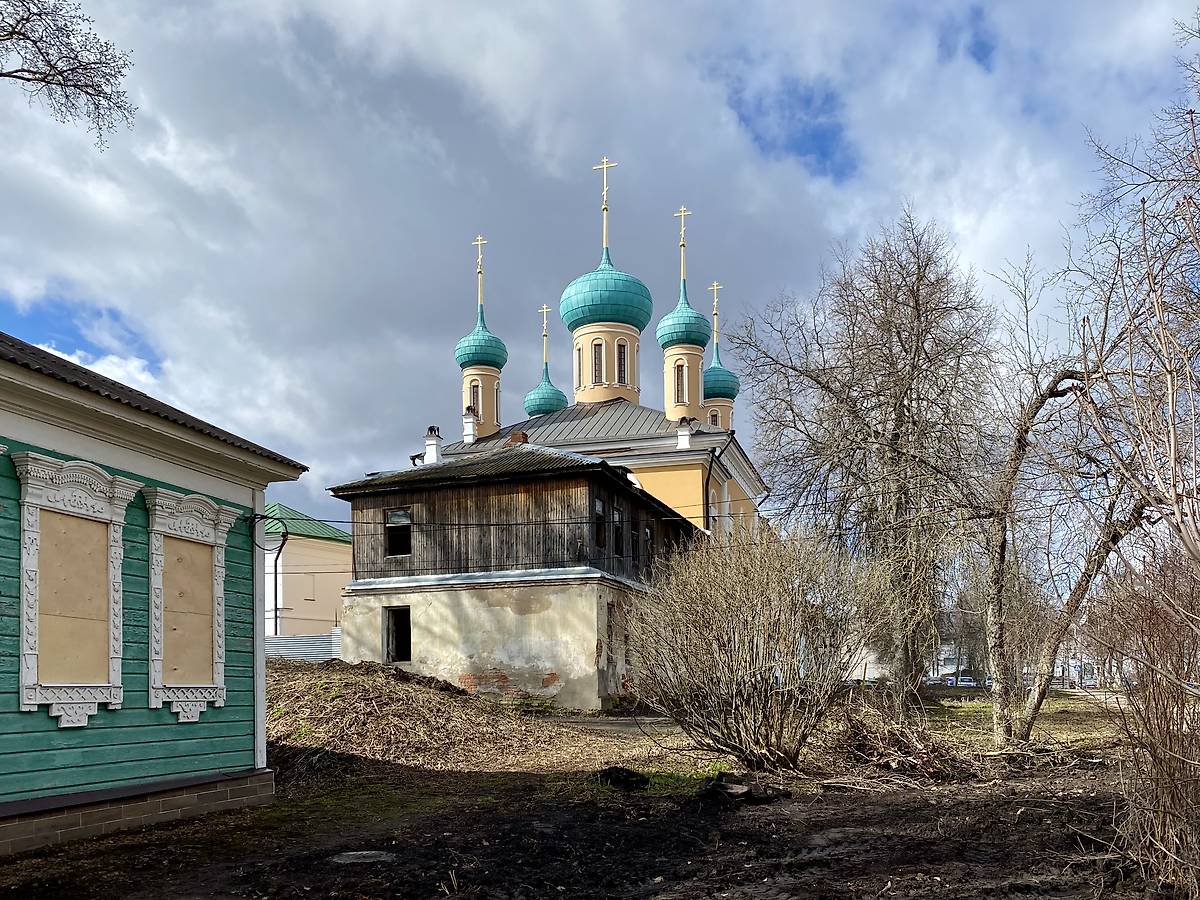 Вид с северо-востока, фасады. Рождественский монастырь. Церковь Тихвинской иконы Божией Матери, Ростов Великий (Ростовский район, Ярославская область)