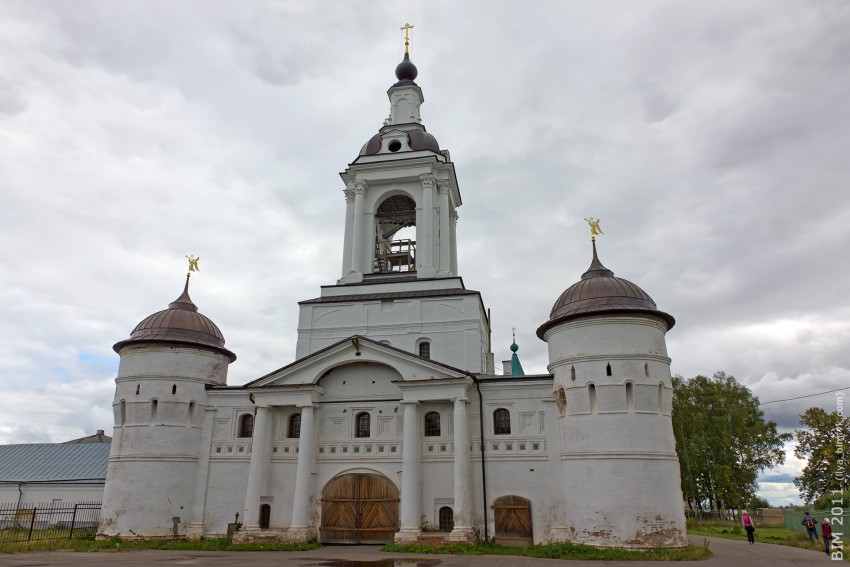 Авраамиев Богоявленский монастырь. Церковь Николая Чудотворца, Ростов Великий (Ростовский район, Ярославская область). фасады