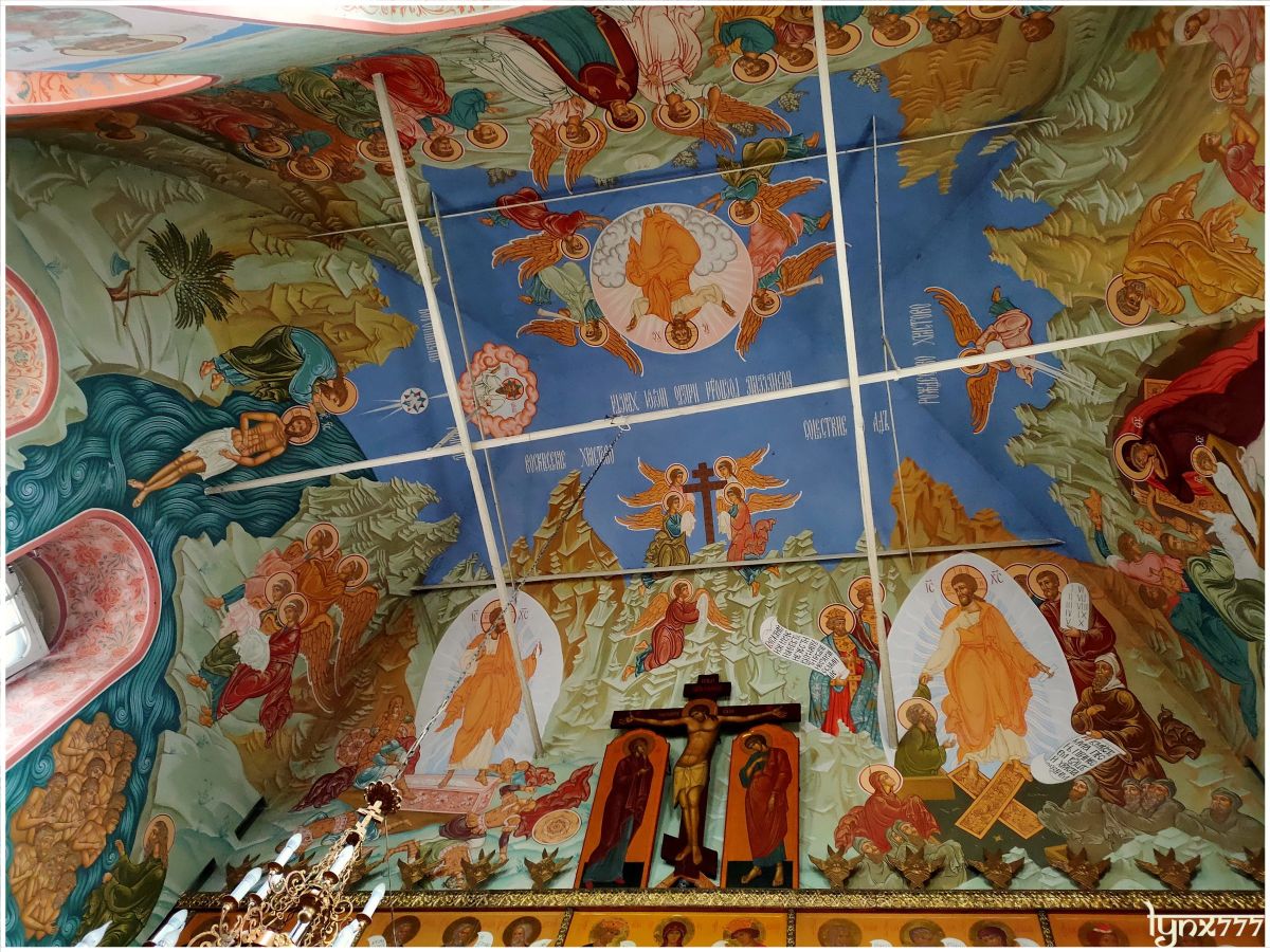 Авраамиев Богоявленский монастырь. Церковь Николая Чудотворца, Ростов Великий (Ростовский район, Ярославская область). интерьер и убранство, роспись центрального купола