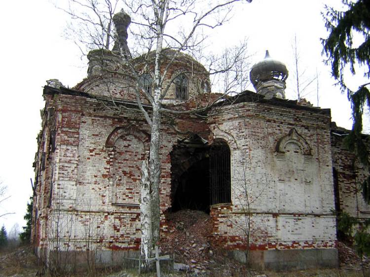 Церковь Тихвинской иконы Божией Матери, Ламерье (Крестецкий район, Новгородская область). фасады