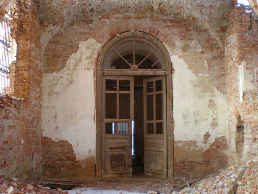 Церковь Тихвинской иконы Божией Матери, Ламерье (Крестецкий район, Новгородская область). интерьер и убранство