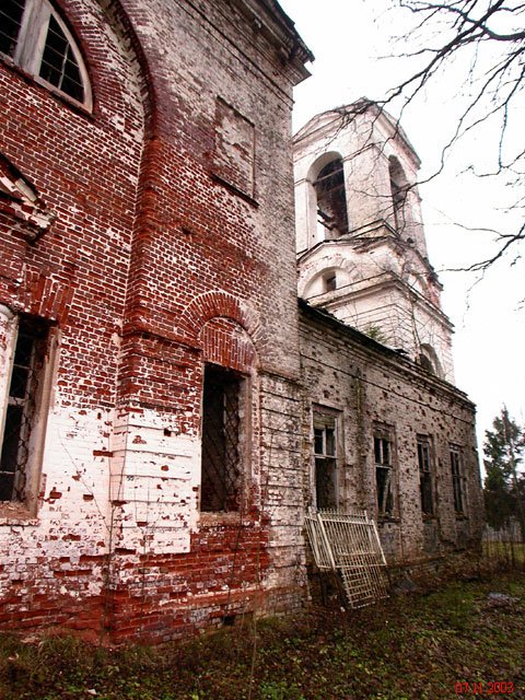 Церковь Троицы Живоначальной, Ужин (Валдайский район, Новгородская область). архитектурные детали