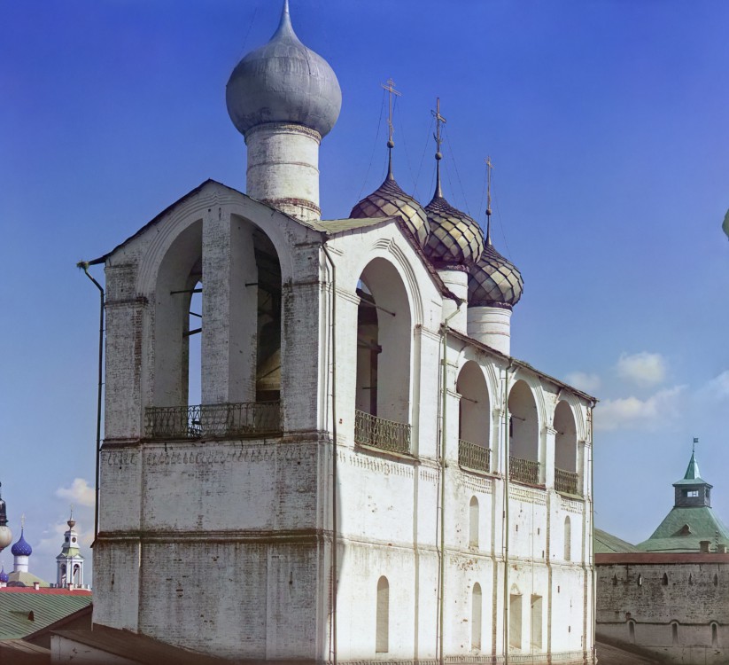 Митрополичий двор. Церковь Входа Господня в Иерусалим в звоннице, Ростов Великий (Ростовский район, Ярославская область). архивная фотография, Фото С.М. Прокудина-Горского фото начала 20 века Колокольня Кремля