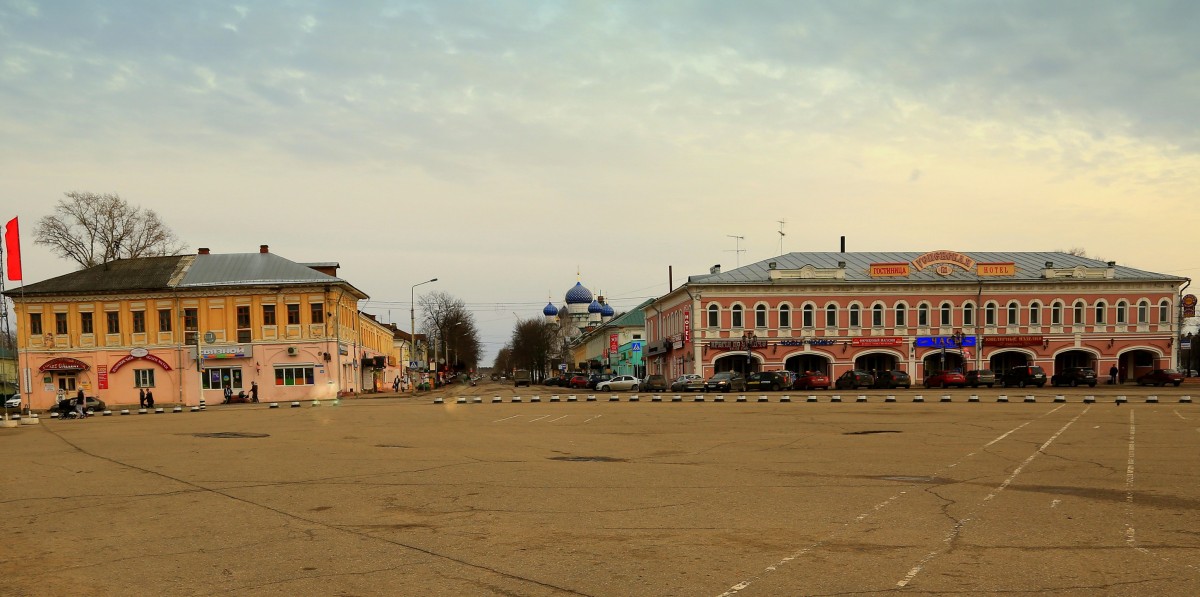 Углич. Богоявленский монастырь. архитектурные детали