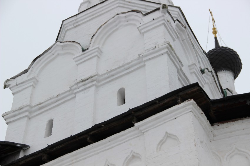 Углич. Алексеевский женский монастырь. Церковь Успения Пресвятой Богородицы. архитектурные детали