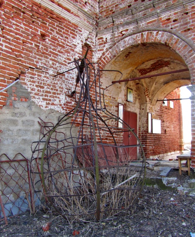 Церковь Михаила Архангела, Злобино (Каширский городской округ, Московская область). архитектурные детали
