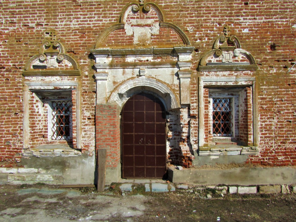 Церковь Михаила Архангела, Злобино (Каширский городской округ, Московская область). архитектурные детали