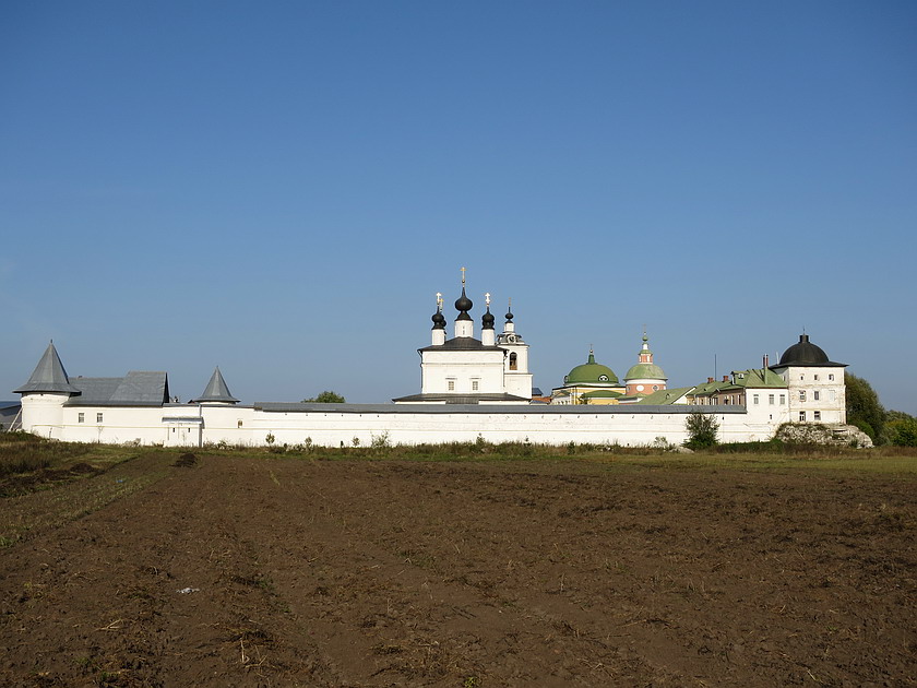 Ступино. Троицкий Белопесоцкий монастырь. фасады