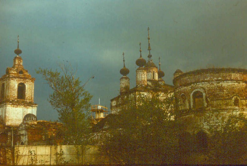 Ступино. Троицкий Белопесоцкий монастырь. документальные фотографии, фото 1988 г