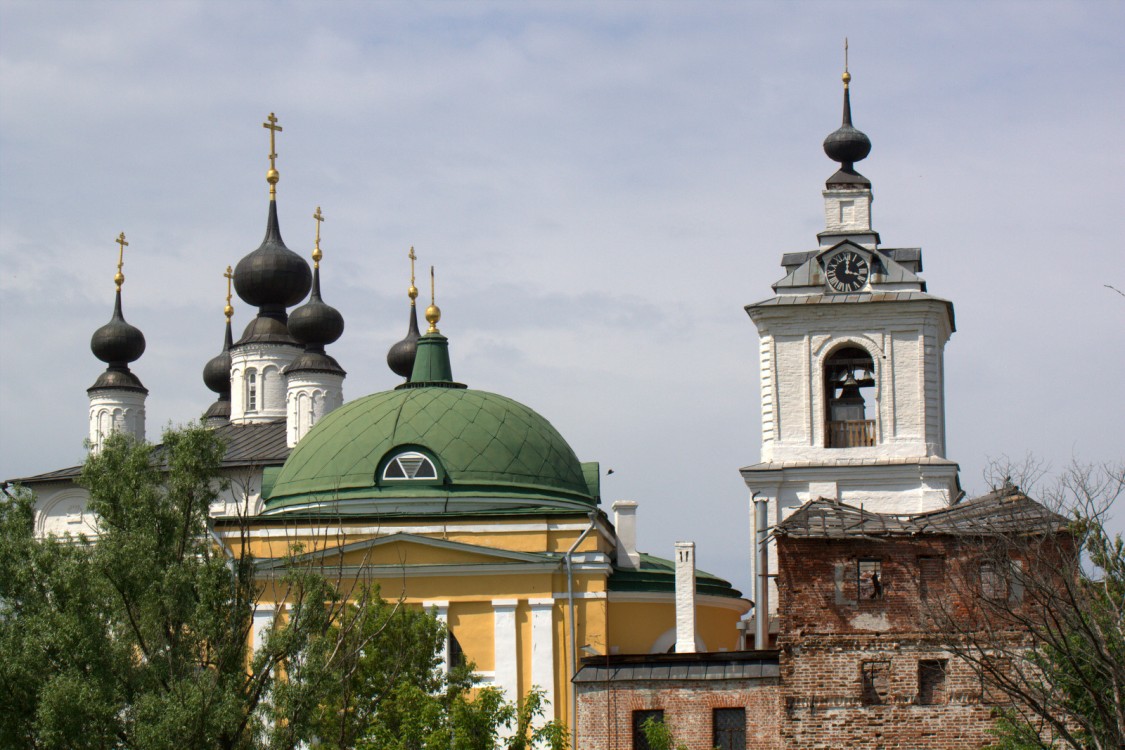 Ступино. Троицкий Белопесоцкий монастырь. архитектурные детали