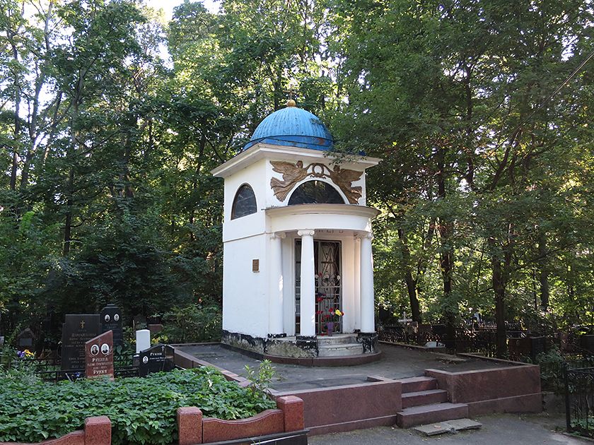 Часовня на Введенском (Немецком) кладбище, Лефортово (Юго-Восточный административный округ (ЮВАО), г. Москва). фасады