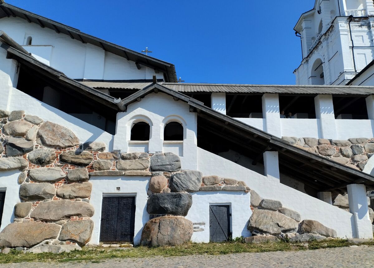 Спасо-Преображенский Соловецкий монастырь. Церковь Успения Пресвятой Богородицы, Соловецкий (Соловецкий район, Архангельская область). архитектурные детали