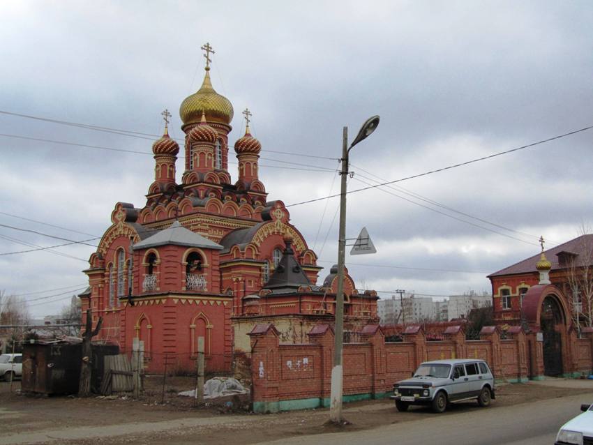 Астрахань. Иоанно-Предтеченский мужской монастырь. Собор Иоанна Предтечи. общий вид в ландшафте, вид с северо-запада