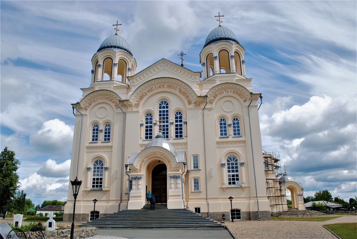 Николаевский мужской монастырь. Собор Воздвижения Креста Господня, Верхотурье (Верхотурский район (ГО Верхотурский), Свердловская область). фасады