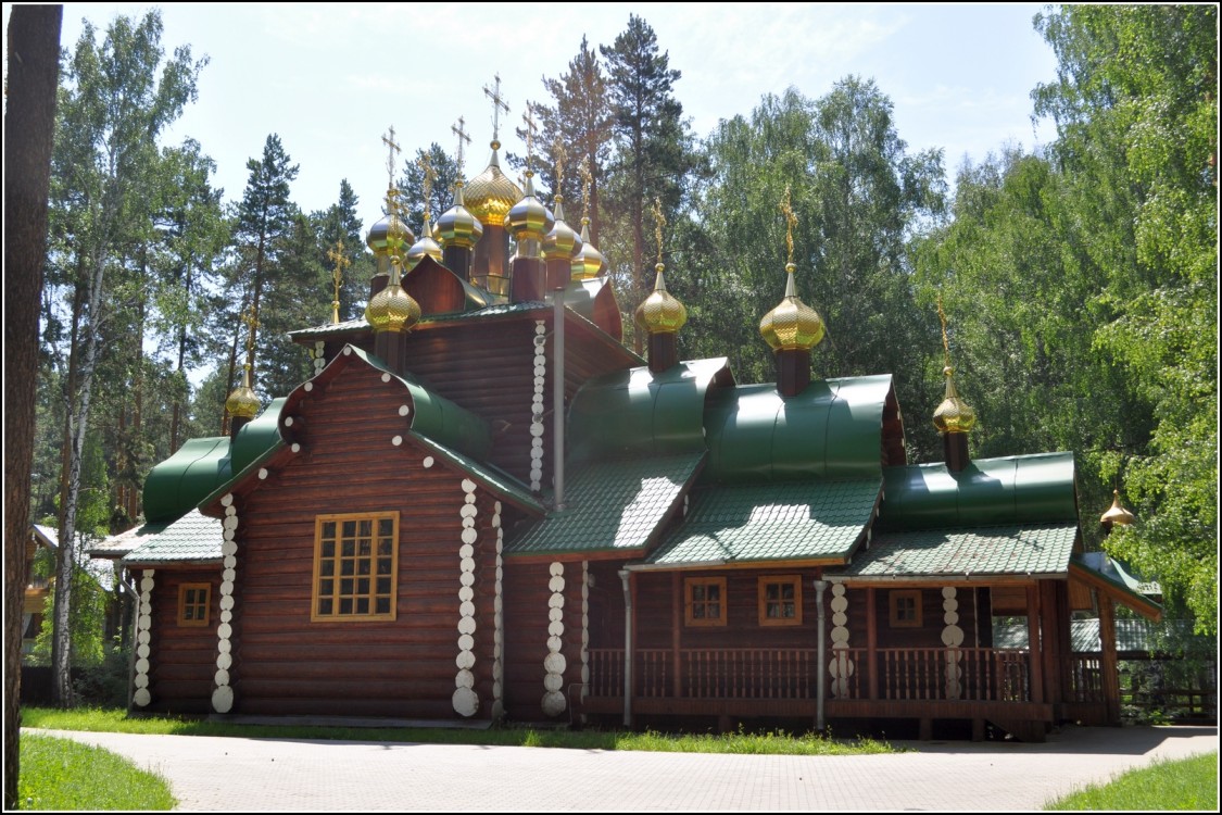Монастырь Святых Царственных страстотерпцев. Церковь Николая Чудотворца, Ганина Яма (Екатеринбург (МО город Екатеринбург), Свердловская область). фасады