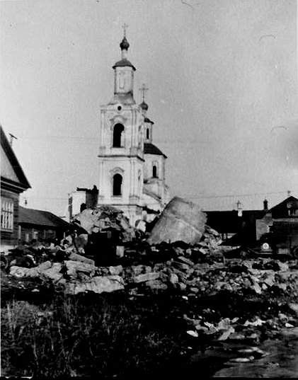 Вязьма. Церковь Введения во храм Пресвятой Богородицы. архивная фотография