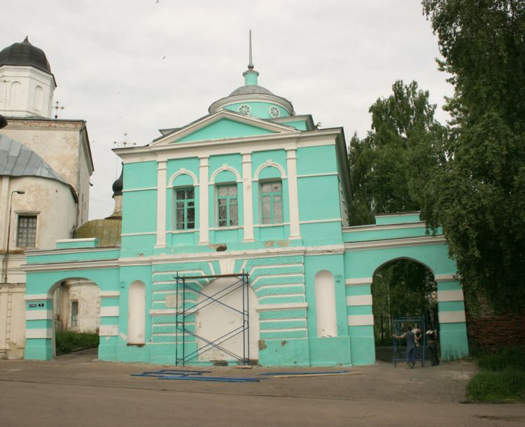 Смоленск. Вознесенский монастырь. Церковь Ахтырской иконы Божией Матери. фасады