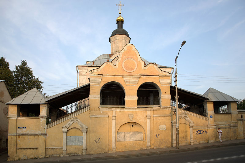 Смоленск. Троицкий монастырь. Собор Троицы Живоначальной. фасады