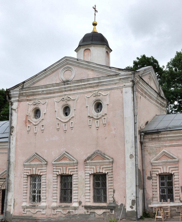 Смоленск. Троицкий монастырь. Церковь Зачатия Анны. архитектурные детали