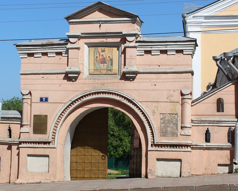 Троицкий монастырь. Церковь Зачатия Анны, Смоленск (Смоленск, город, Смоленская область). дополнительная информация, Ворота