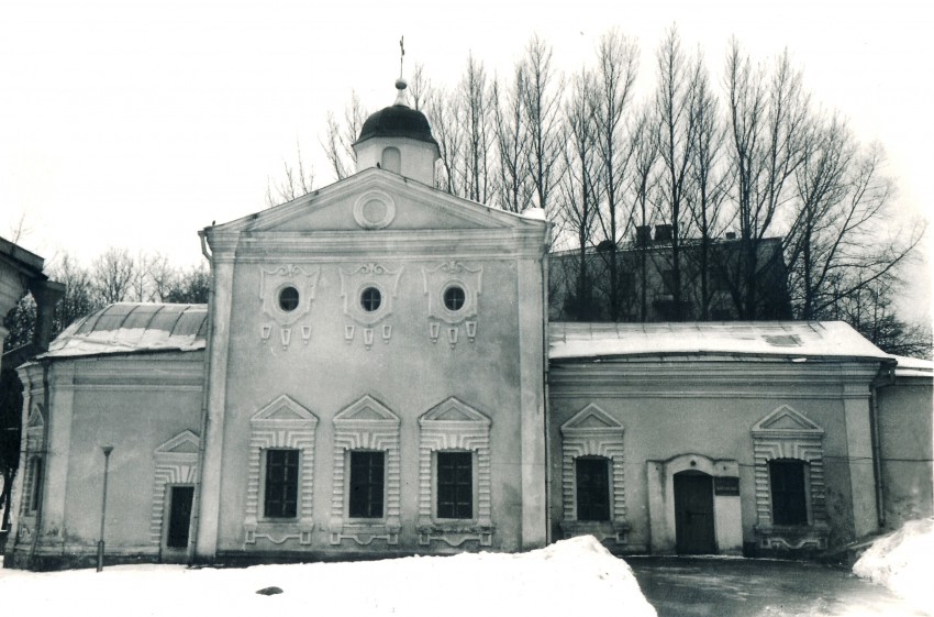 Смоленск. Троицкий монастырь. Церковь Зачатия Анны. фасады