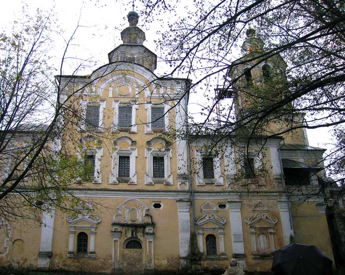 Смоленск. Авраамиев монастырь. Собор Спаса Преображения. фасады