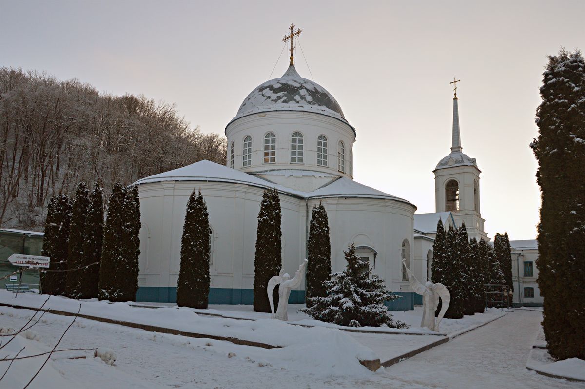 фасады. Успенский Дивногорский мужской монастырь. Церковь Успения Пресвятой Богородицы, Дивногорский Монастырь, посёлок (Лискинский район, Воронежская область)