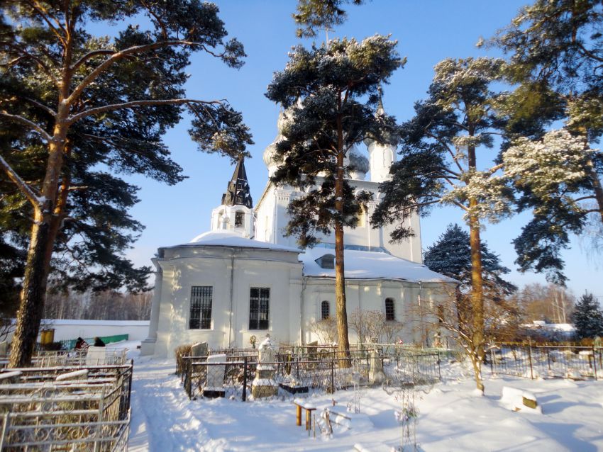 Троице-Сыпанов Пахомиево-Нерехтский женский монастырь. Собор Троицы Живоначальной, Троица (Нерехтский район, Костромская область). фасады