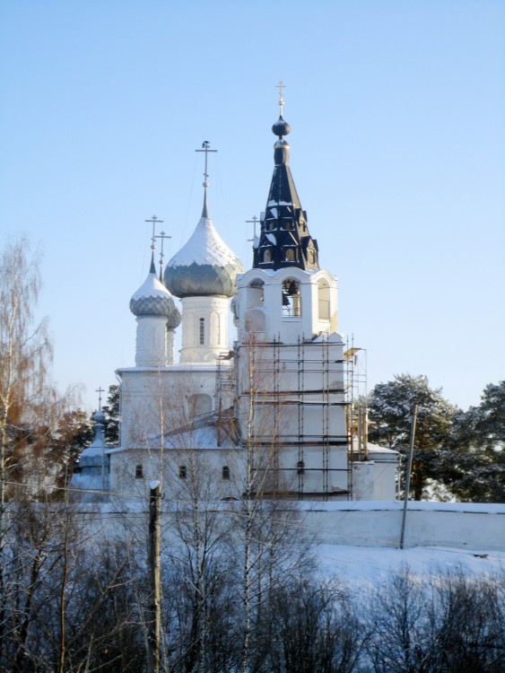 Троица. Троице-Сыпанов Пахомиево-Нерехтский женский монастырь. Собор Троицы Живоначальной. фасады